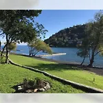 Departamento De Lujo A Orillas Del Lago Wifi Y Directv Incluido